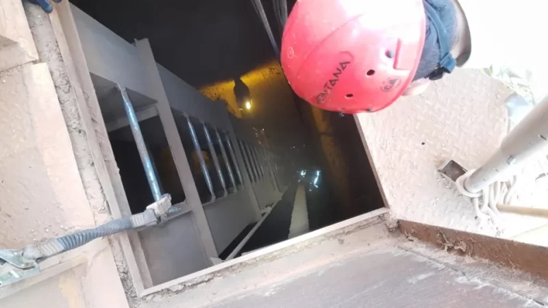 Trabalhador cai de oito metros de altura em fosso de elevador